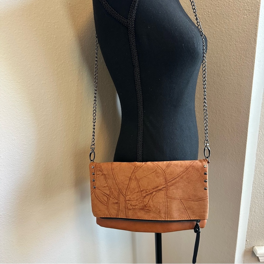 Tan Faux Leather Fold-Over Clutch Crossbody with Chain Strap‎